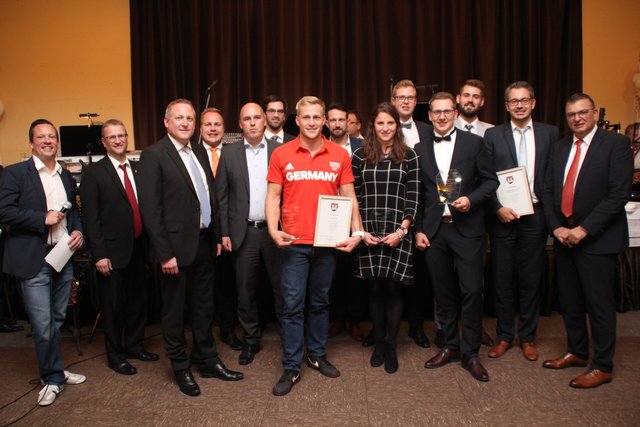 Stephan Unkelbach, Mathias Jehmlich, Holger Adenheuer, Andreas Lülsdorf, alle Erstplatzierten und Bürgermeister Stepan Vehreschild (v.l.n.r.)