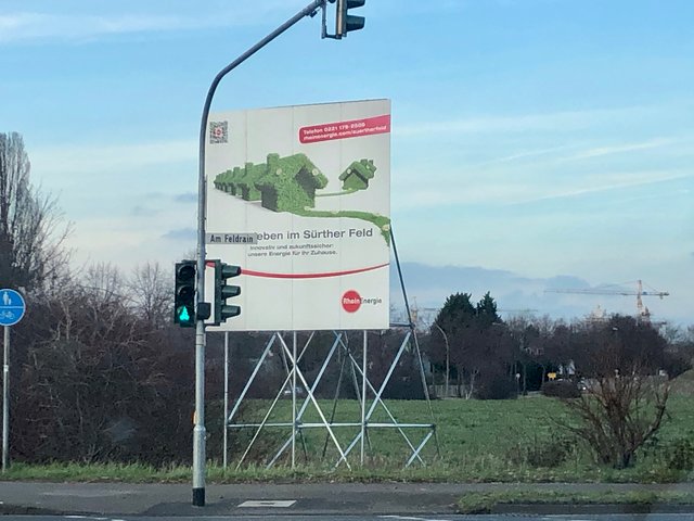 Die Kölner FREIEN WÄHLER wollen die Anlieger rund um das Neubaugebiet Sürther Feld, vor teuren Straßenausbaubeiträgen schützen.