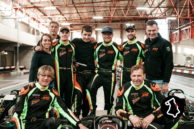 Das KRS Kartteam beim "12h Night Race" im Karting Eupen: Pure Racing Experience (B)