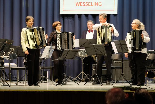 Das Akkordeon-Trio Plus beim Jahreskonzert des Akkordeon-Orchesters Wesseling 2018.