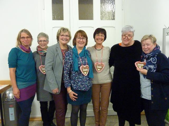 Von links: Dorothea Koch, Regina Wollschläger, Petra Franken, Elisabeth Becker, Elisabeth Bungartz, Lucia Röttig, Roswitha Adamy; abwesend Agnes Patt
