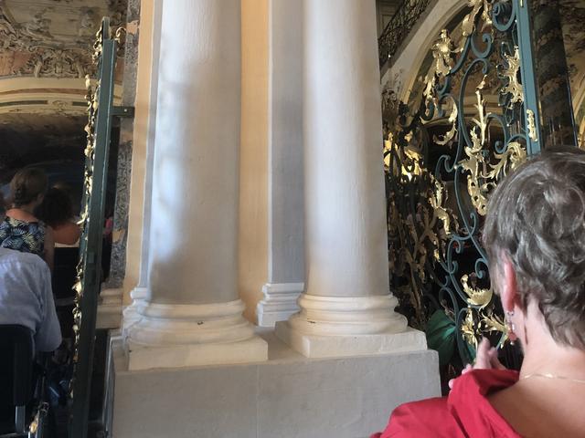 Die Säule - schön, aber undurchsichtig