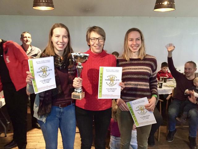 Familie Schulz 2., 1., 3. Platz v.l.: Mona, Anja, Mala