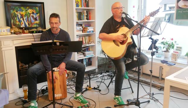 GreenShoe beim Wohnzimmerkonzert in Mines Spatzentreff im April 2019 - die Stimmung war phänomenal!